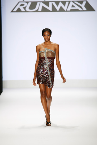 Illustration for article titled Project Runway Fashion Show: Jerell
